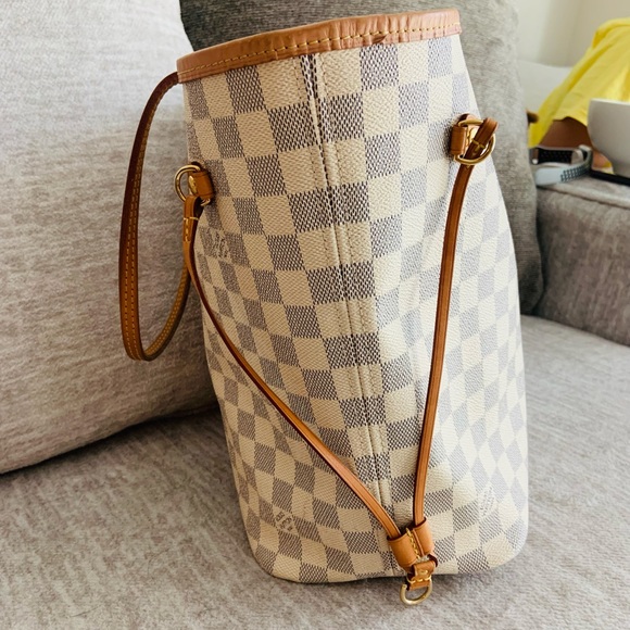 LV Neverfull MM 100%Authentic Includes: ♥️box wristlet and receipt! - Picture 4 of 15